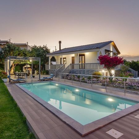Santy Villa - Gerani Gerani  Ngoại thất bức ảnh